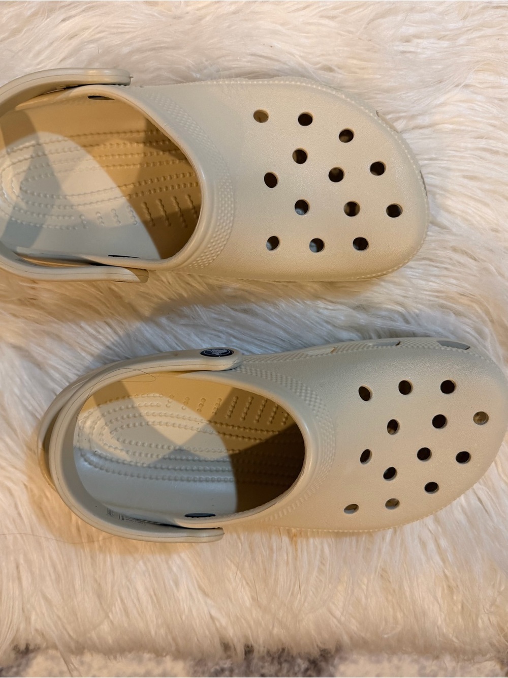 New Crocs - Picture 5 of 8